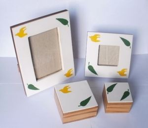 Cadres photo élégants en incrustation d'os bleu et blanc faits à la main, cadre photo vintage en résine, ameublement, décorations de table - Product Image 2