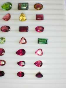 Lot de 50 pierres précieuses en tourmaline naturelle de qualité AAA, 187 carats, formes variées, taillées, pour tous les bijoux, certificat IGI - Product Image 4