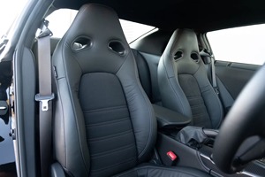 NISSAN (R35) GT-R Certifié Propre et en Bon État - 458 KM 2022 RHD Droit et Gauche - Product Image 2