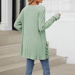 Suéter Cárdigan de Diseño Atemporal y Uso Cómodo con Tejido Resistente y Interior Acogedor - Product Image 5