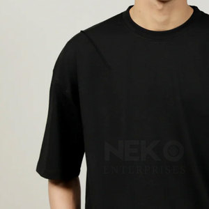 เสื้อยืดผู้ชายโอเวอร์ไซส์ผ้าฝ้าย100% สตรีทแวร์ผลิตตามสั่งล่าสุด2025 - Product Image 3