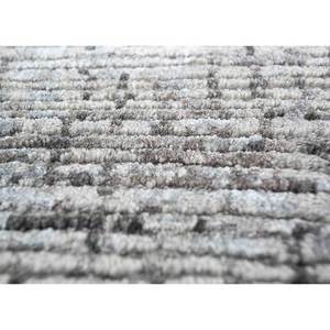 Tapis noué à la main en laine et soie de bambou à motifs abstraits Uvenuti gris et noir - LRB-1670 pour usage domestique - Product Image 3