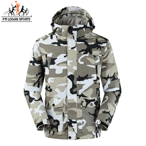 เสื้อแจ็คเก็ตผู้ชาย,ลายพรางกันลมมีซิปกันน้ำลายพรางและเข้ารูปสำหรับใส่ออกกำลังกายเล่นกีฬาแจ็กเก็ต FM LOGAN Sports - Product Image 5