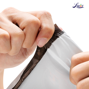 Tamaño 50*60cm Bolsas de correo LDPE blancas impermeables Autosellado Ecológico Reciclado 100% Bolsa de mensajería de polietileno de alta calidad - Product Image 5