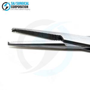 Fórceps ergonómicos de arteria Kocher Mango antideslizante Acero alemán para un uso cómodo durante operaciones largas - Product Image 5