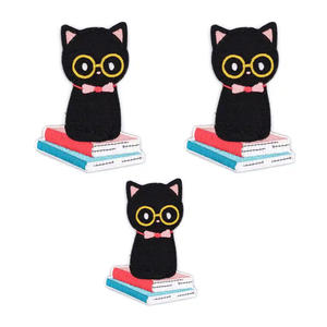 Diseño personalizado de hierro en parches bordados Precio al por mayor Parches bordados personalizados con hierro en el respaldo - Product Image 3