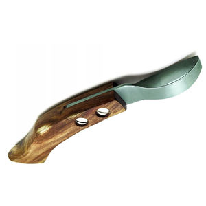 Vente en gros de couteaux à manche en bois avec lame ovale en acier de 7.5 pouces pour la coupe des sabots de cheval - Product Image 2