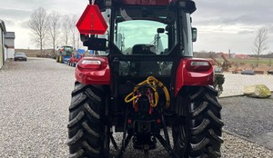 Cargador Frontal Hauer XB Bionic II de Alta Calidad para Tractor IH Farmall 75C, Rojo, Tracción en las 4 Ruedas, Transmisión por Engranajes, Motor de 150HP, Multifuncional - Product Image 2