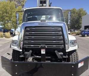 OFERTA DE LIQUIDACIÓN LIMITADA: Grúas de Pluma Montadas ELLIOTT 26105F 2026, Montadas en Camión FREIGHTLINER 108SD 2025 - Product Image 6