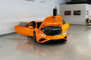 Coupé RWD 2022 Certificado, Limpio y en Buen Estado, Caja de Cambios Automática, Motor Turbo, Interior Oscuro en Cuero - Product Image 2