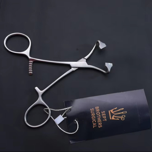 Autoclavable Stainless Steel Surgical Retractor Hospital Use - Product Image 2