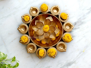 Tema establecido Forma redonda Latón Urli Flower Bowl La mejor calidad Tamaño personalizado Urli del fabricante en la India - Product Image 3