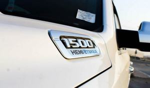 PICKUP 2022-2023, Motor Turbo de 4.5L, Caja de Cambios Automática, Tracción en las Cuatro Ruedas, Volante a la Izquierda, Asientos de Cuero, Neumáticos R18, Híbrido - Product Image 6
