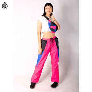 Conjuntos de mujer cortavientos impresos con logotipo de alta calidad al por mayor, chándales de mujer de nuevo diseño OEM, conjuntos de ropa deportiva cortavientos - Product Image 4