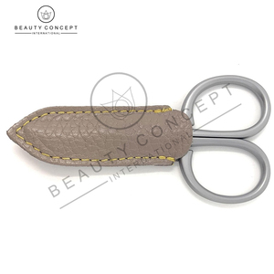 Ciseaux à cuticules en acier inoxydable pour manucure, pour droitiers, durables, pour nail art, écologiques, emballage personnalisé – Meilleur fournisseur en gros - Product Image 5