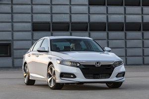 รถยนต์มือสองขายดี ปี 2018-2023 รุ่น Accord 1.5T เกียร์อัตโนมัติ ยูโร 6 ไฟ LED 150-200 แรงม้า 5 ที่นั่ง สภาพดี - Product Image 4