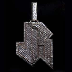 จี้เพชรโมอิสซาไนต์ทรงเหลี่ยมแบบ Emerald Cut ชุบโรเดียม ประดับเพชรแบบ Iced Out สำหรับผู้ชาย ทำจากเงินแท้ 925 สไตล์ฮิปฮอป - Product Image 1