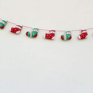 Guirnalda Decorativa de Navidad con Calcetines de Fieltro, Guirnalda de Fieltro de Lana para Chimenea - Product Image 2