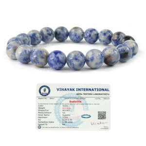 สร้อยข้อมือลูกปัดโซดาไลต์แท้ขนาด 10 มม. รูปทรงกลม เพื่อเสริมปัญญา การสื่อสาร ความชัดเจนทางจิตใจ และความมั่นใจ - พลังเรกิประดับด้วยอัญมณี - Product Image 1
