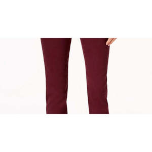 กางเกงยีนส์ทรงสกินนี่สีแดงสำหรับผู้หญิง ยี่ห้อ Style & Co ไซส์พลัส  กระชับสัดส่วน  ขาเรียว ไซส์ XL  แต่งขาดรุ่ย  ตกแต่งด้วยรู  โลโก้ที่เอว - Product Image 3