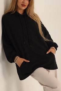 เสื้อฮู้ดแขนยาวสำหรับผู้หญิงเสื้อสวมหัวโอเวอร์ไซส์ผ้าย้อมสีต่างกันพิมพ์ลายไม่เหมือนใคร - Product Image 2