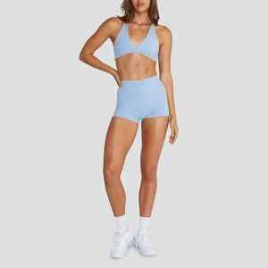 Ensemble de yoga deux pièces pour femme, soutien-gorge de sport et short taille haute froncé aux fesses, personnalisé, de haute qualité et uni - Product Image 2