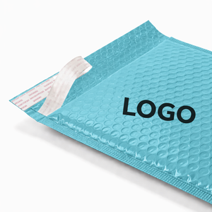 Sac d'expédition en polyéthylène bleu clair avec logo personnalisé, sac de messagerie auto-adhésif imperméable pour l'expédition de produits de beauté - Product Image 3