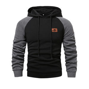 Sweat à capuche coupe ajustée d'hiver pour hommes de qualité supérieure avec logo et design personnalisés Vêtements décontractés en coton et polyester avec impression numérique - Product Image 4