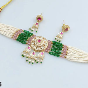 Indian Traditional Ethnic <b>Gold</b> Plated Copper Alloy Bridal Wedding Jewelry <b>Set</b> for Women Party <b>Earrings</b> and Necklace <b>Set</b> - Product Image 1