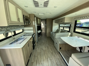 Autocaravana de Lujo GG35 de Aluminio 2026, Blanca y Gris, Ajustable, Capacidad para 4-6 Personas, 26000 Lbs GCWR - Product Image 4