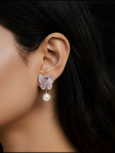 Boucles d'oreilles papillon en perles d'eau douce, bijoux en perles naturelles pour les fêtes de mariage, anniversaires, fêtes, Saint-Valentin - Product Image 1