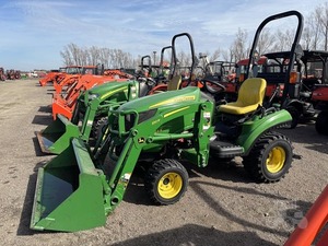 JOHHN para Tractor de Arrastre 1023E de 22HP con Bomba de Engranajes y Caja de Cambios - Product Image 2
