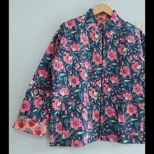 Chaquetas acolchadas reversibles de estilo bohemio para mujeres y niñas Diseño estampado floral de algodón con mangas largas Hermoso color - Product Image 1