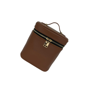 La nueva bolsa de cosméticos con logotipo personalizado, bolsas de cosméticos de maquillaje de material PU marrón claro con cremallera - Product Image 5