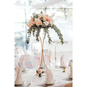 Grand bol de centre de table en métal pour les mariages et les événements idéal pour ajouter un accent luxueux aux longues tables à manger - Product Image 6