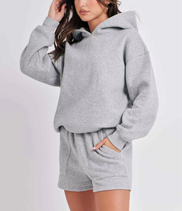 Conjunto de Sudadera con Capucha y Pantalones Cortos Extra Grandes para Mujer, 100% Algodón, Atuendo Informal de Verano - Product Image 4