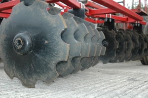 Nouvelle motoculteur diesel avec herse à disques, boîte de vitesses et moteur, haute productivité, cultivateur agricole 4 rangs avec distributeur de semences et pulvérisateur - Product Image 4