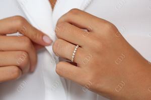 Bague de fiançailles en diamant demi-éternité certifiée IGI, anneau de fiançailles en demi-éternité - Product Image 6