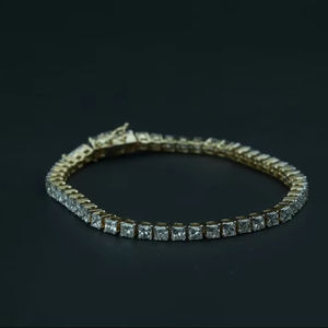 Bracelet de déclaration de princesse moissanite diamant de laboratoire durable 16.52ct vs1 or rose or argent oem bas quantité minimale de commande b2b - Product Image 1