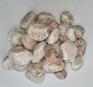 Piedras de cuarzo rosa de 2-4cm de Vietnam y guijarros de paisaje de jardinería Entrega a granel de encanto inspirado en la naturaleza - Product Image 2