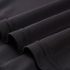 ชุดออกกำลังกายแขนยาวทรงสลิมฟิตสำหรับผู้หญิงเสื้อออกกำลังกายผ้าโพลีเอสเตอร์ใส่สบายออกแบบโลโก้ได้ตามต้องการสำหรับฤดูร้อน - Product Image 6