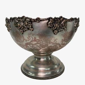 Bol de service en métal durable pour la cuisine et la salle à manger et parfait pour les grandes réunions de famille ou les occasions spéciales - Product Image 6