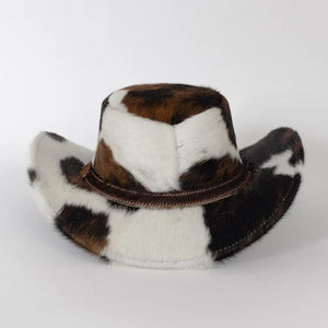 Meilleures arrivées Chapeaux en cuir de vache de taille standard pour unisexe Meilleure qualité Couleur unique Chapeaux en cuir de vache faits sur mesure - Product Image 3