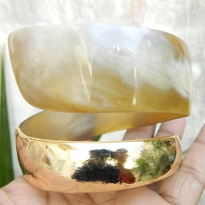 Wholesale Best Handicraft Buffalo Horn <b>Fashion</b> <b>Bracelets</b> Premium <b>Bangles</b> for <b>Fashion</b> Jewelry Collection - Product Image 1