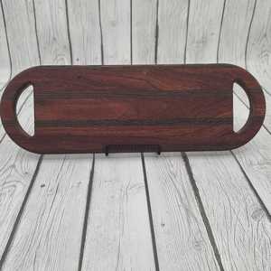 Tabla de cortar de madera minimalista Tabla de queso elegante y duradera con cuchillo de acero inoxidable para cocinas elegantes y modernas - Product Image 5