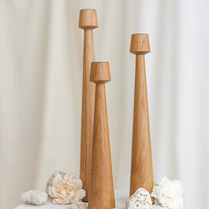 Portavelas de madera de lujo agrega un toque rústico sofisticado, acogedor y elegante a los espacios de comedor del dormitorio - Product Image 1