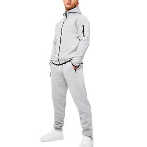 Conjunto de chándal de ajuste regular de algodón liso para invierno con logotipo personalizado, ropa de calle apilada, tecnología deportiva, forro polar a prueba de viento - Product Image 1