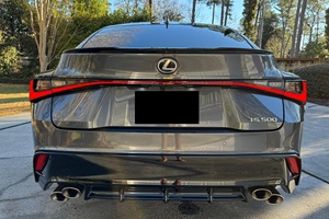 Lexus IS 500 Premium 2023, Gasolina, Bajo Kilometraje - Product Image 3