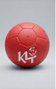 Ballon de football d'entraînement en TPU rouge durable et léger pour les matchs et les entraînements en extérieur, avec logo personnalisé, équipement d'entraînement - Product Image 5