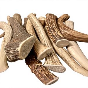 Masticables de Colágeno de Asta de Ciervo Rojo Totalmente Naturales para Perros, 3 Años de Duración, Largos y Ricos en Nutrientes - Product Image 1